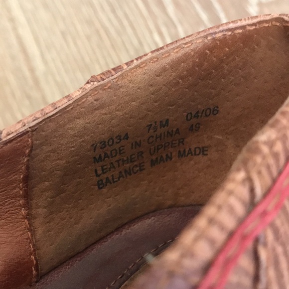 Clarks Artisan leather wedge heels, perfect for fall!  7.5M - Picture 5 of 7